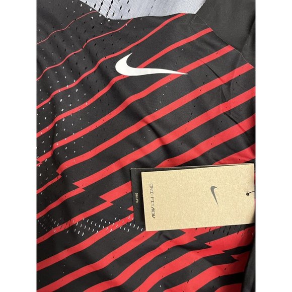 Nike Dri-FIT ADV AeroSWIFT Size XL Womens Bowerman Track Club Running Singlet nw - Picture 9 of 10